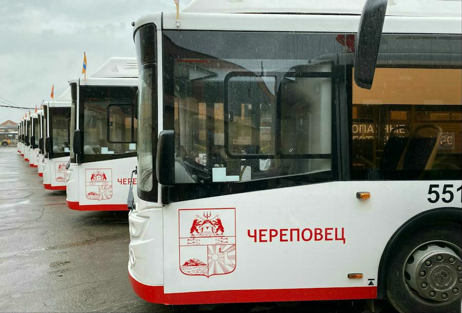 На магистральные маршруты Череповца вышли 17 новых автобусов   