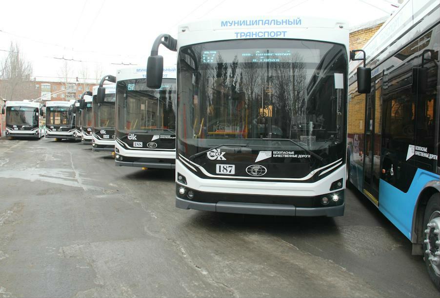 Омские перевозчики получили новые троллейбусы благодаря дорожному нацпроекту