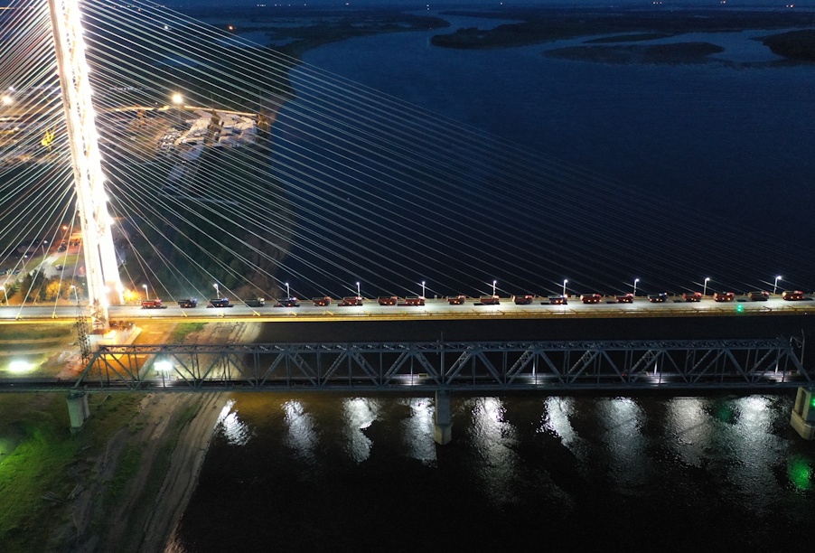Ханты-Мансийский автономный округ: в районе Сургута продолжится ремонт моста через реку Обь