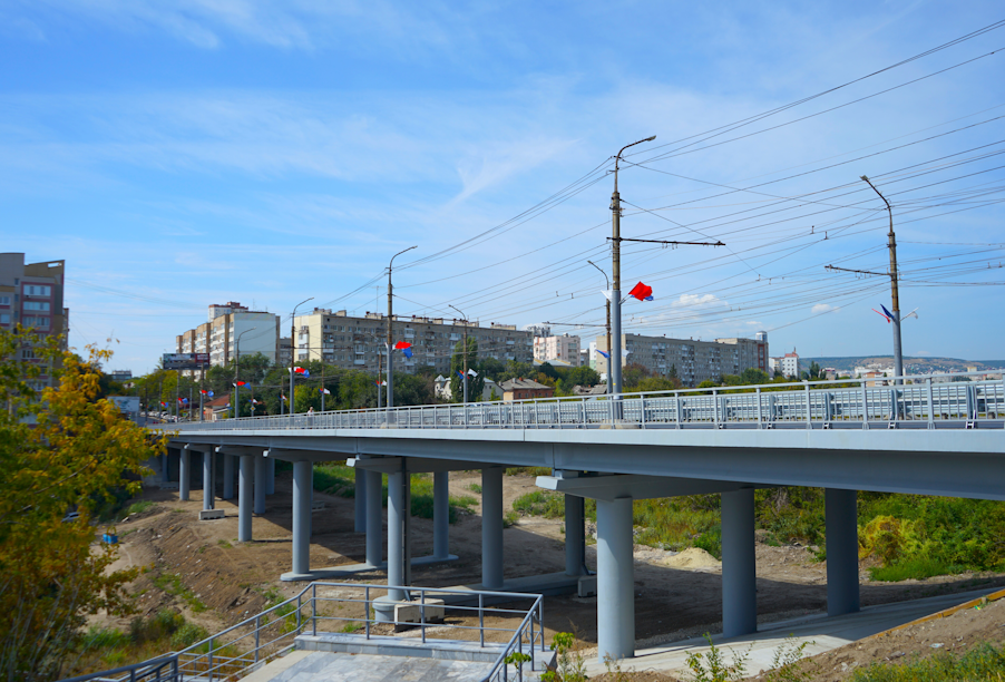 В Саратове завершен ремонт моста через Глебучев овраг