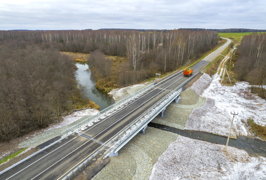 В Кировской области введен в эксплуатацию мост, соединяющий три района с областным центром