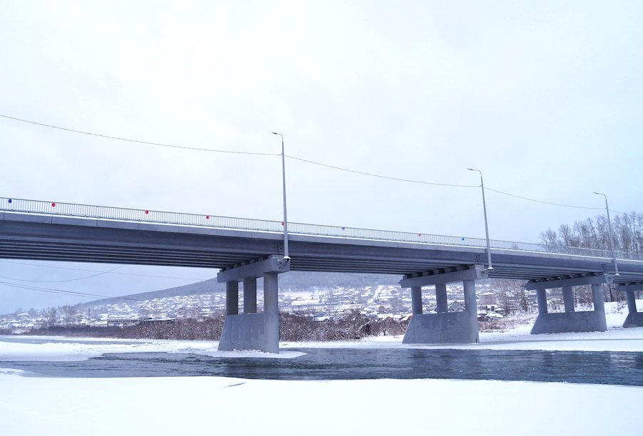 В Усть-Куте Иркутской области принят в эксплуатацию мост через реку Куту