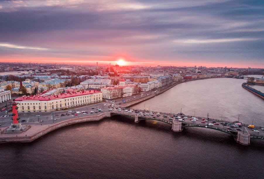 Санкт-Петербург: на Васильевском острове по нацпроекту обновят свыше 3 км улично-дорожной сети